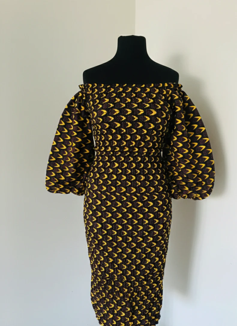 Robe Élastique droite en wax - Manches longues - Manches bouffantes chic